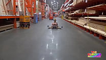 Clown gets dick sucked in The Home Depot Konulu Porno