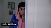 curious perfect assed muslim beauty with hijab gets her tight pussy pounded by horny instructor min Konulu Porno