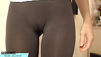 tight pants and Camel toe Konulu Porno