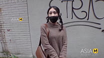 ModelMedia Asia-Street Hunting-Tan Ying Ying-MD... Konulu Porno