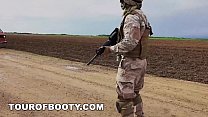 TOUR OF BOOTY - American Soldiers In The Middle... Konulu Porno