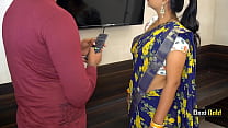 indian bhabhi seduces tv mechanic for sex with clear hindi audio min Konulu Porno