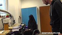 horny man jumping on muslim like an a min Konulu Porno