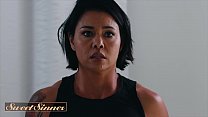 Asian milf (Dana Vespoli) rides inked stud (Sma... Konulu Porno