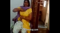 indian school teacher showing boobs to school student sec Konulu Porno