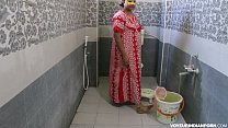 Sexy Hot Indian Bhabhi Dipinitta Taking Shower ... Konulu Porno