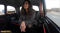 Fake Taxi Asian babe gets her tights ripped and... Konulu Porno