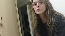 my stepsister arrives bored and i fuck her for fun min Konulu Porno