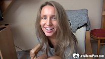 Cute young babe wants you to see everything Konulu Porno