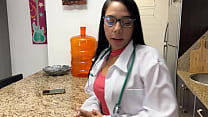 My Beautiful Doctor Stepmom Got the Wrong Pill ... Konulu Porno