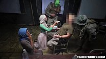 Arab sluts sneak into a military base Konulu Porno