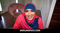 MuslimsFuck-Hijab Wearing Hottie Fucks Landlord... Konulu Porno