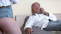 Teen blonde grabs grandpa's cock and sucks it d... Konulu Porno