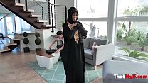 Cock MILF In Hijab Fucks Repairman- Kylie Kingston Konulu Porno