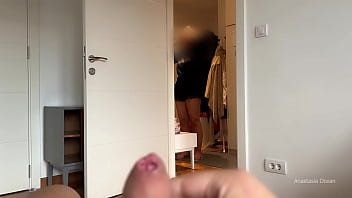 my husband is jerking off on her and cum a while my stepmom making up and does not see min Konulu Porno