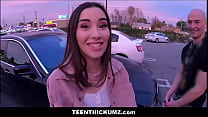 Hot Teen Thickum Fucked By Stranger While Her B... Konulu Porno