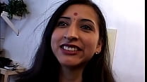 Indian wife wants to get her first double penet... Konulu Porno